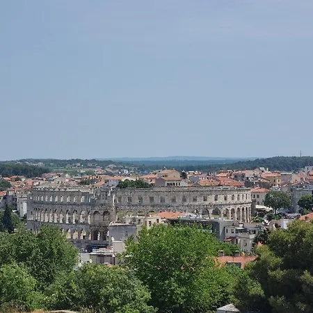 Pulabella * Pula